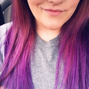 Meet your Posher, Kayla